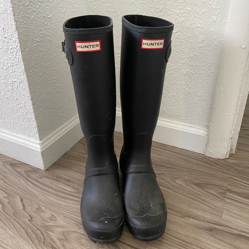 Tall matte black hunter rain boots